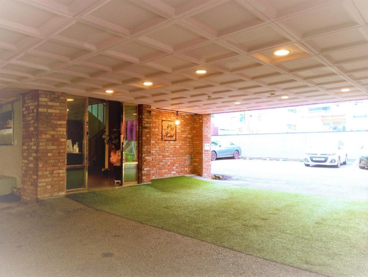 No25 Hotel Yeonsan Пусан Екстериор снимка