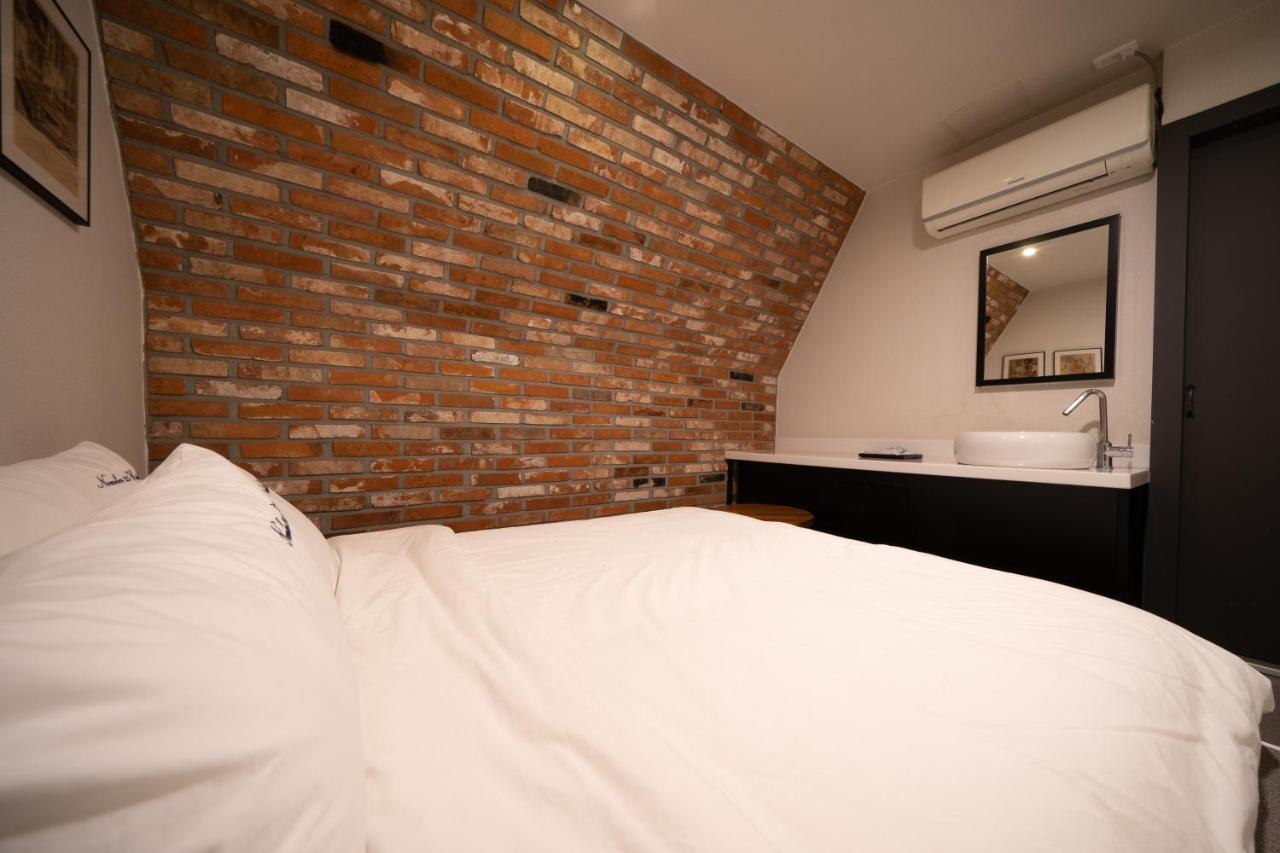 No25 Hotel Yeonsan Пусан Екстериор снимка