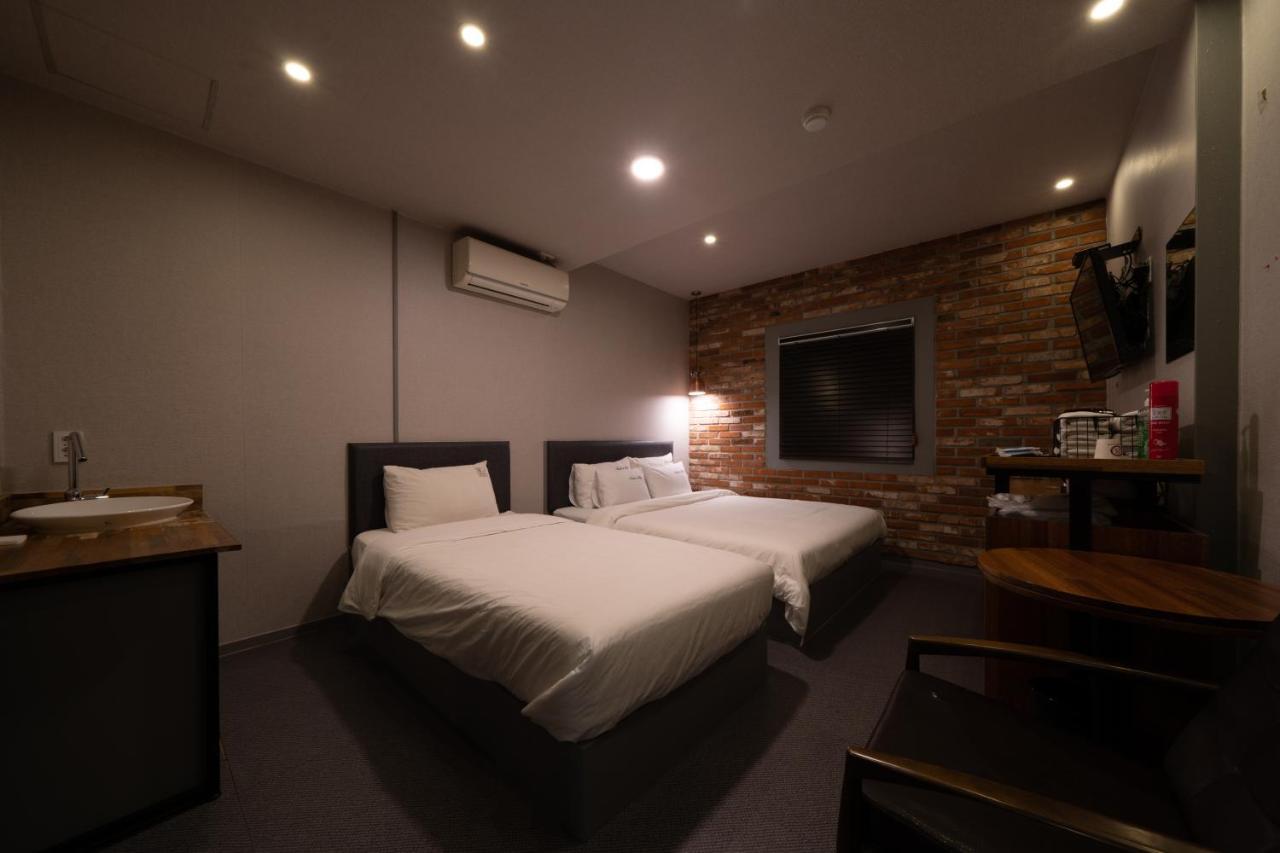 No25 Hotel Yeonsan Пусан Екстериор снимка
