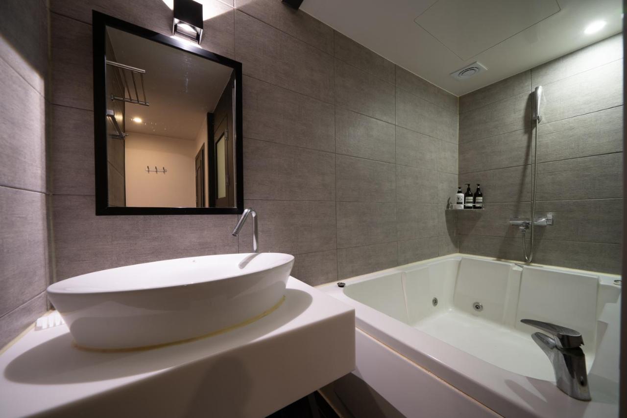 No25 Hotel Yeonsan Пусан Екстериор снимка